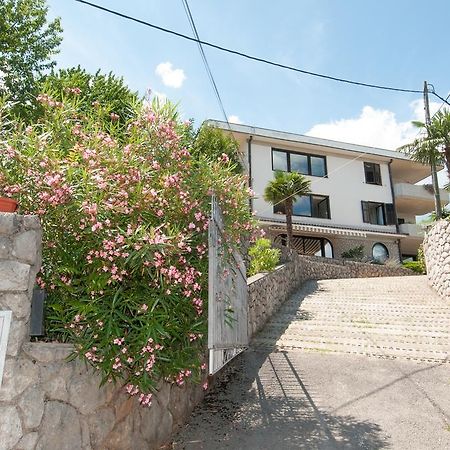 Apartments Daniel Opatija Chambre photo