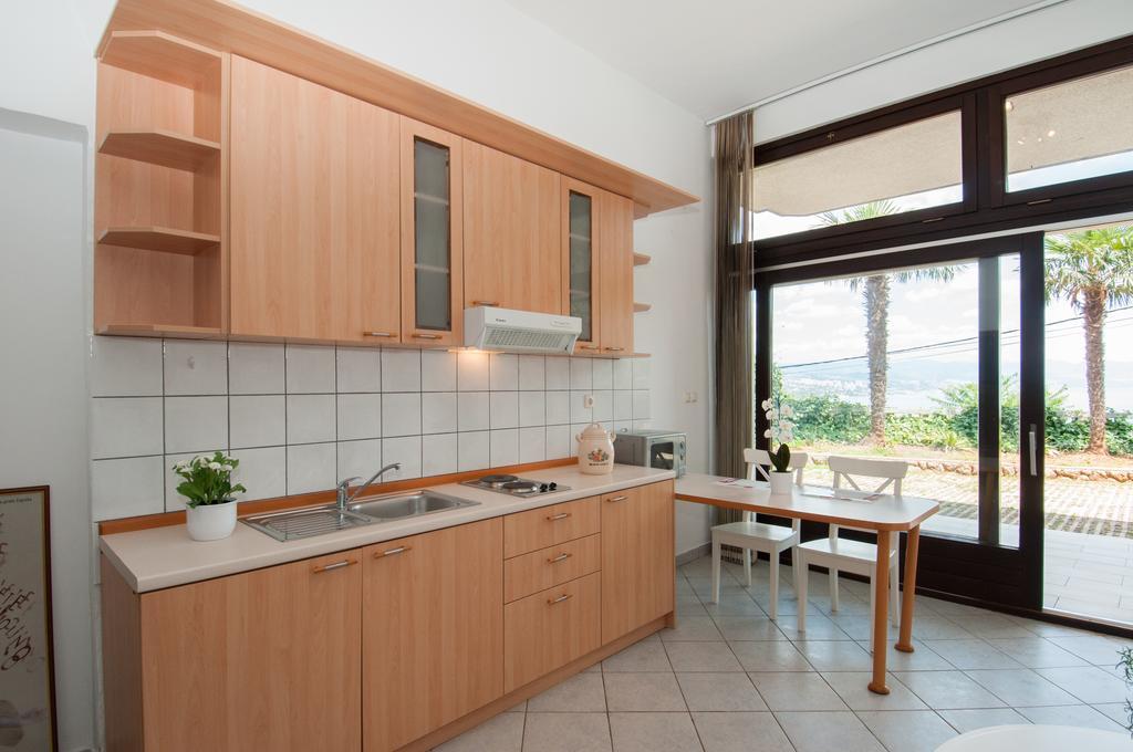 Apartments Daniel Opatija Chambre photo
