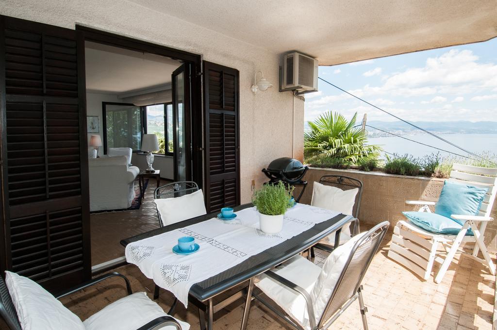 Apartments Daniel Opatija Chambre photo